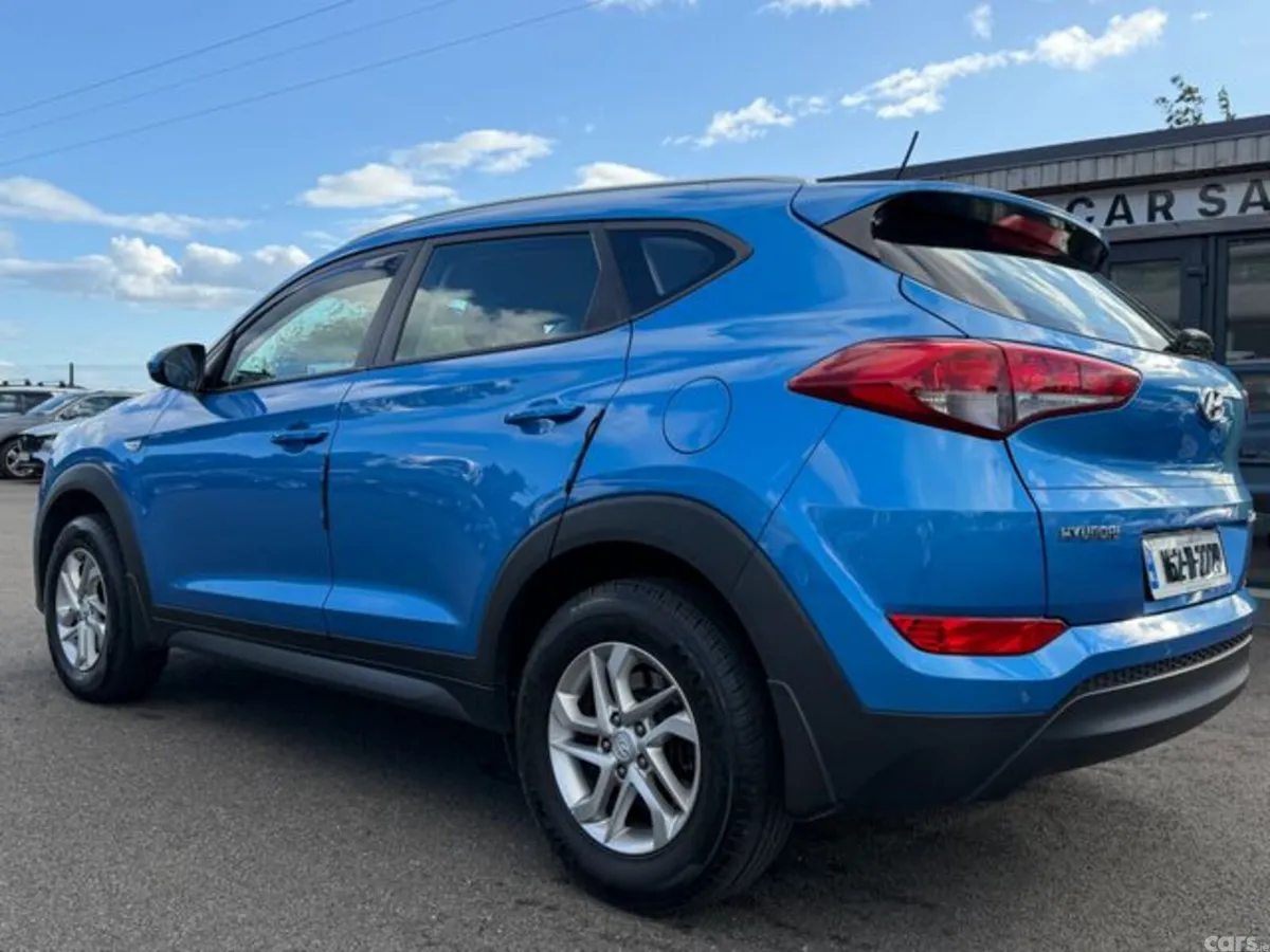 Hyundai Tucson MPV, Petrol, 2016, Blue