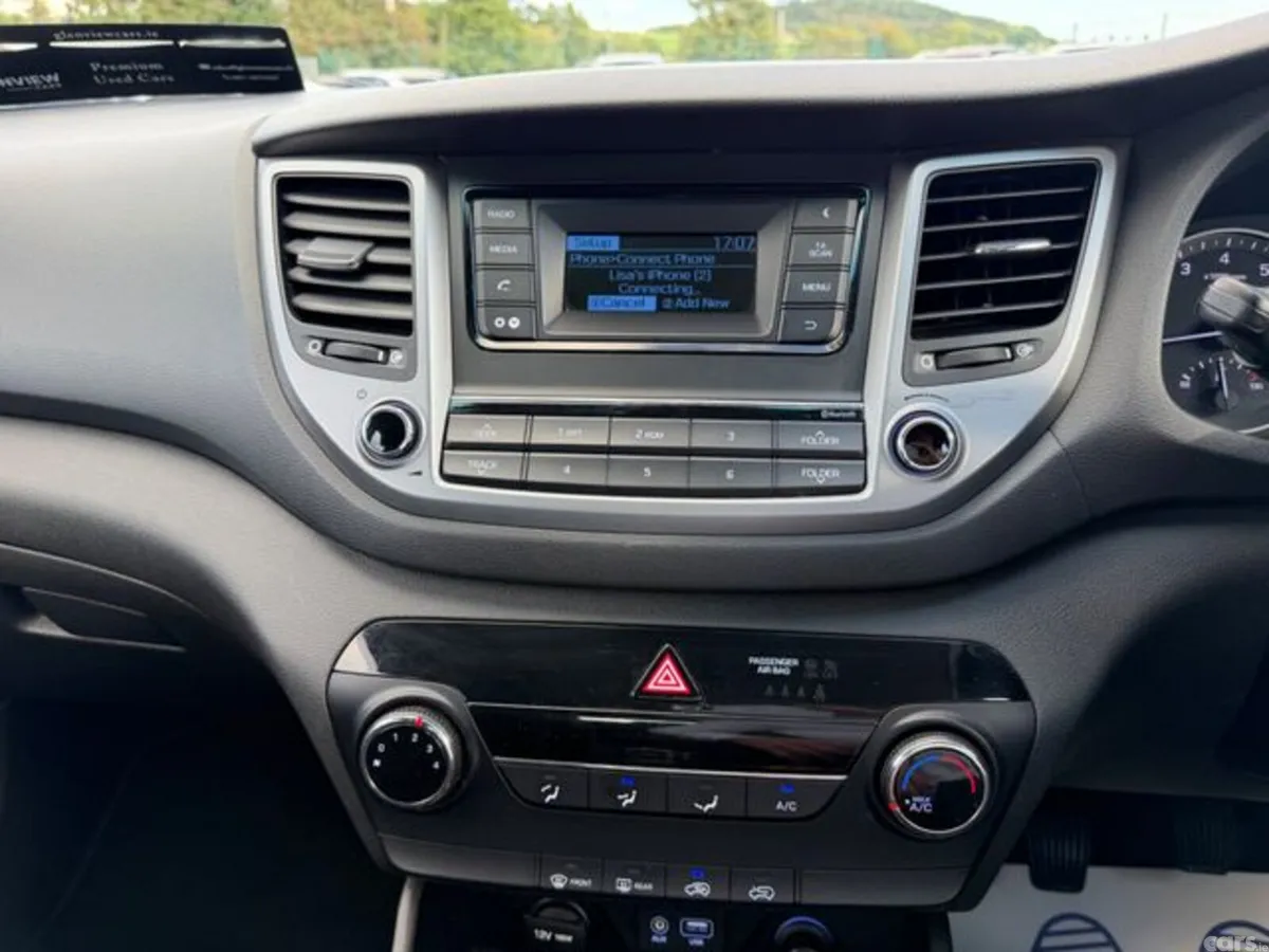Hyundai Tucson MPV, Petrol, 2016, Blue