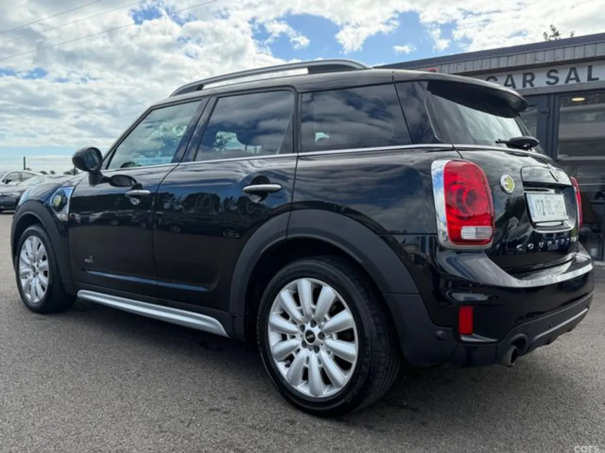 Mini Cooper Hatchback, Petrol Plug-in Hybrid, 2017, Black