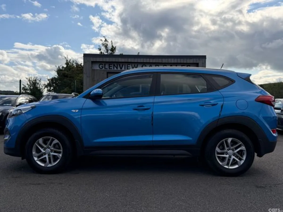 Hyundai Tucson MPV, Petrol, 2016, Blue