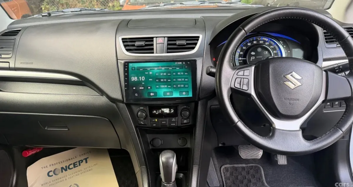 Suzuki Swift Hatchback, Petrol, 2013, White