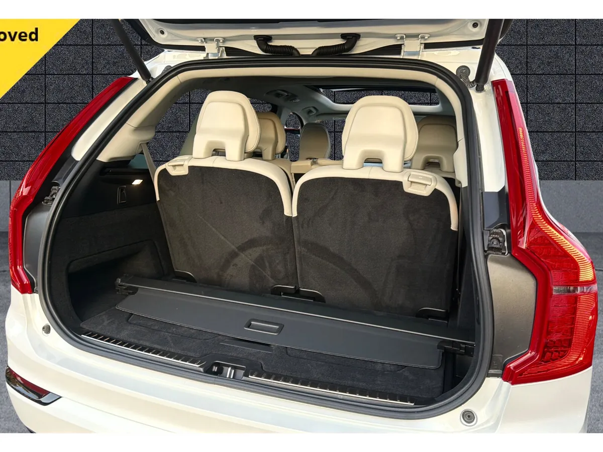 Volvo XC90 SUV, Petrol Plug-in Hybrid, 2024, White