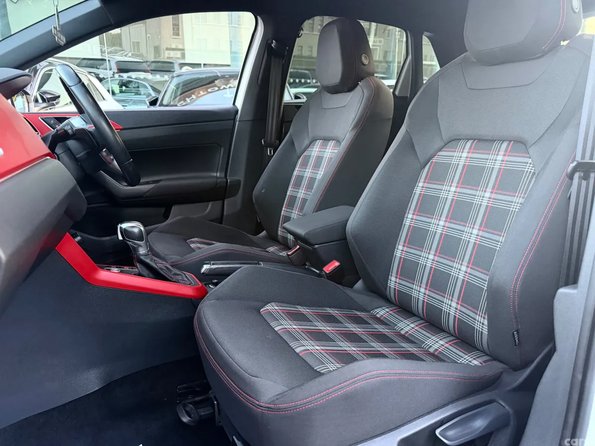 Volkswagen Polo Hatchback, Petrol, 2019, White