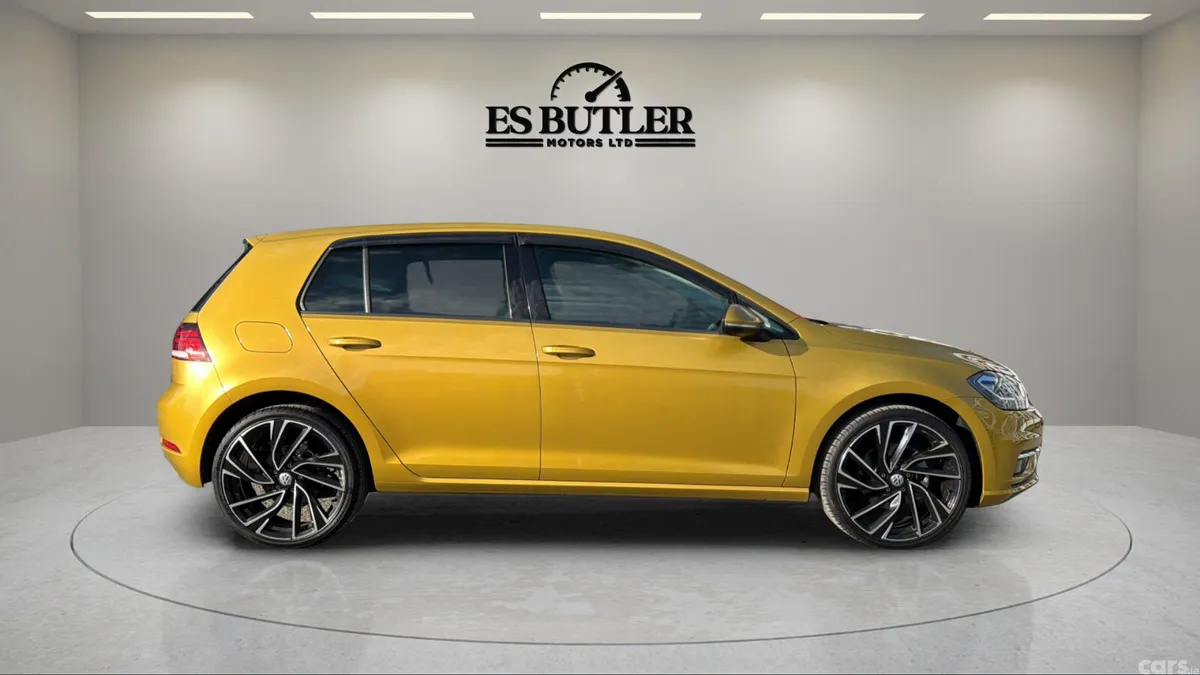 Volkswagen Golf Hatchback, Petrol, 2019, Gold