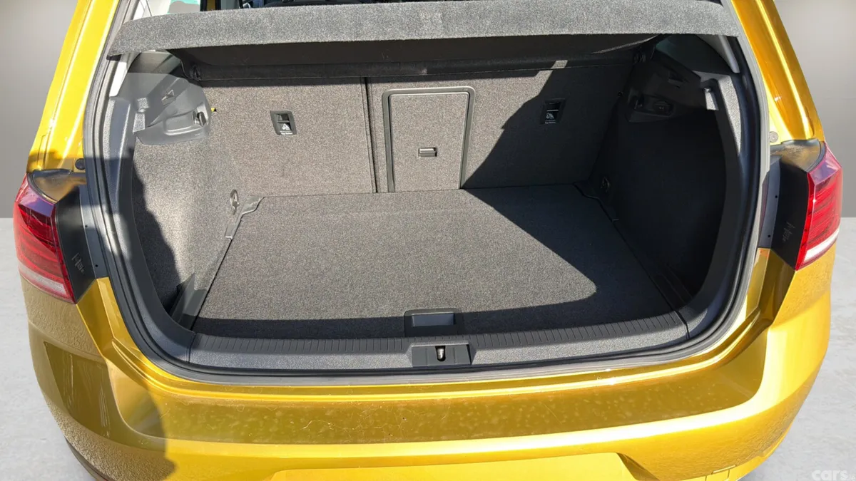 Volkswagen Golf Hatchback, Petrol, 2019, Gold