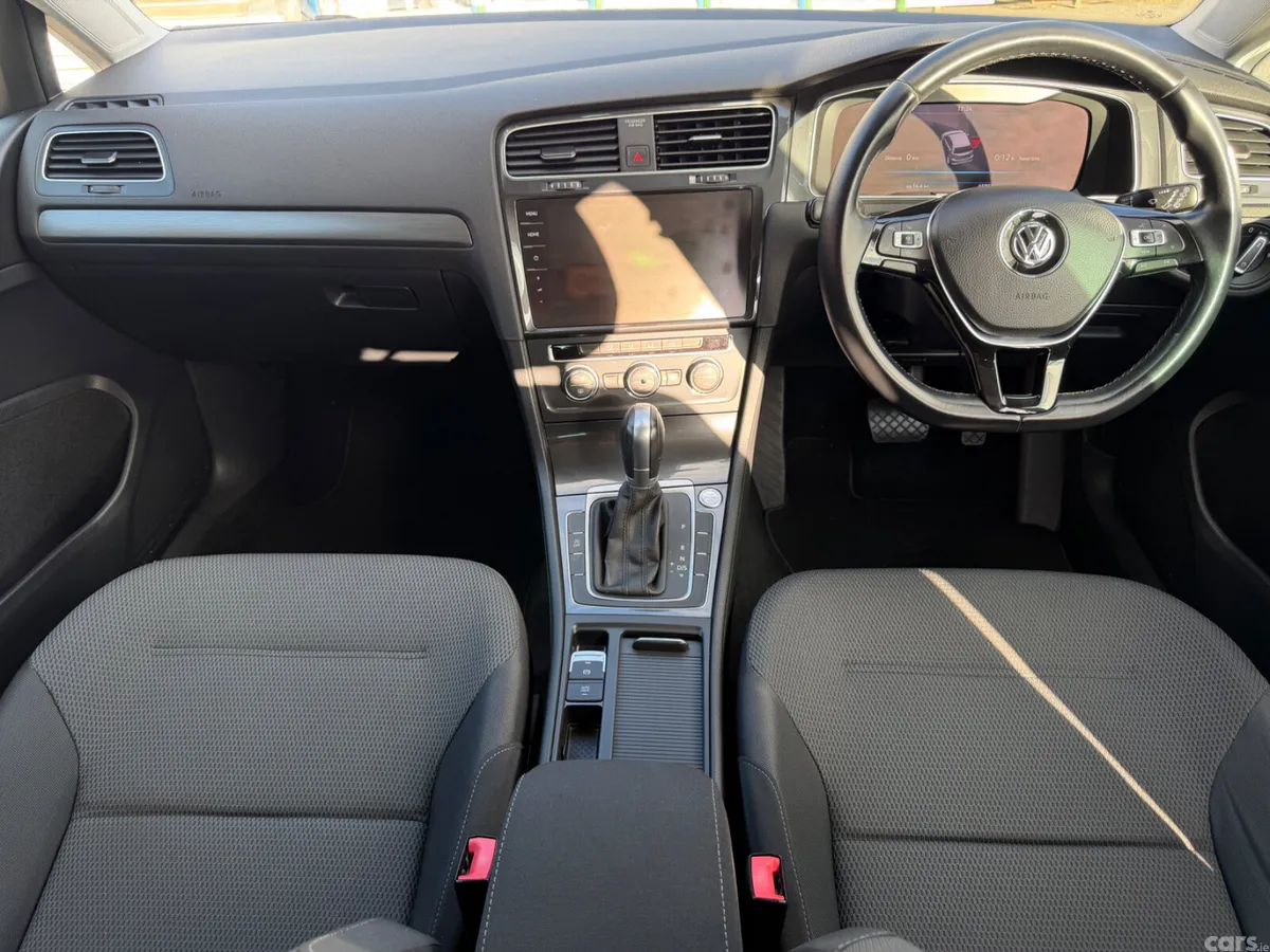 Volkswagen Golf Hatchback, Petrol, 2019, Gold