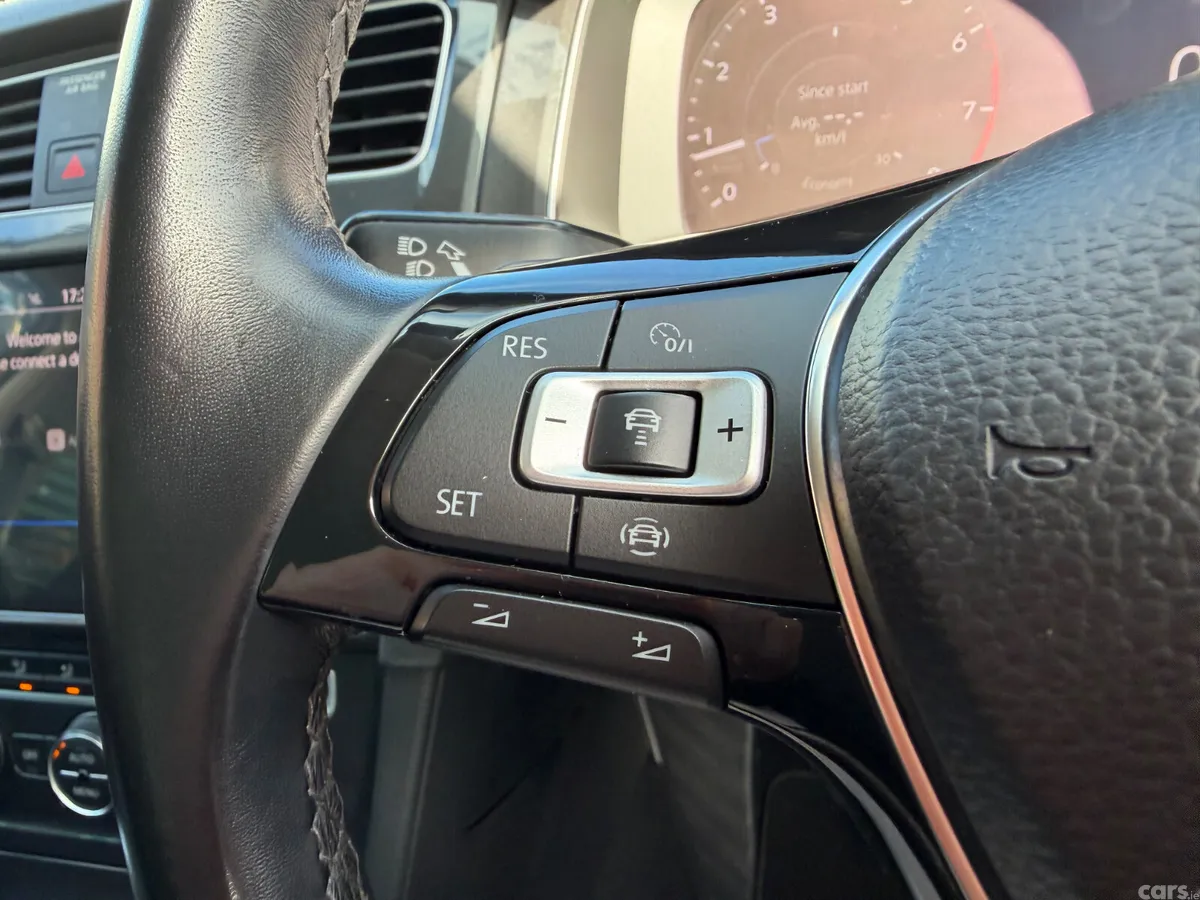 Volkswagen Golf Hatchback, Petrol, 2019, Gold