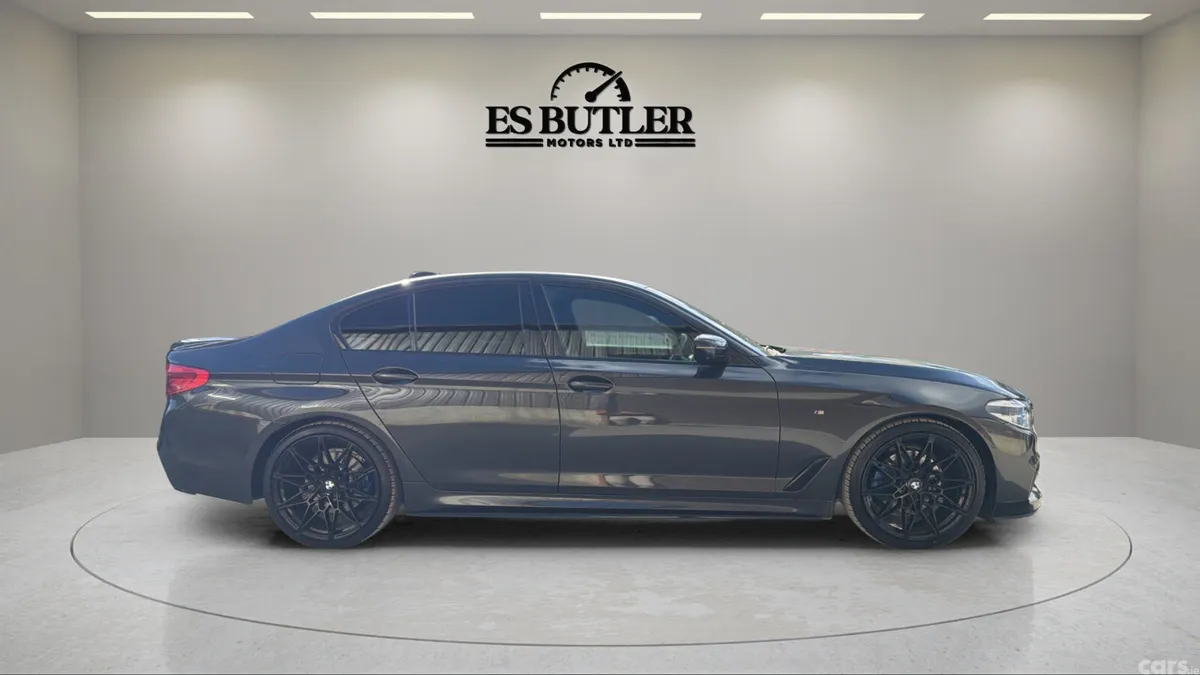 BMW 5-Series Saloon, Diesel, 2018, Grey