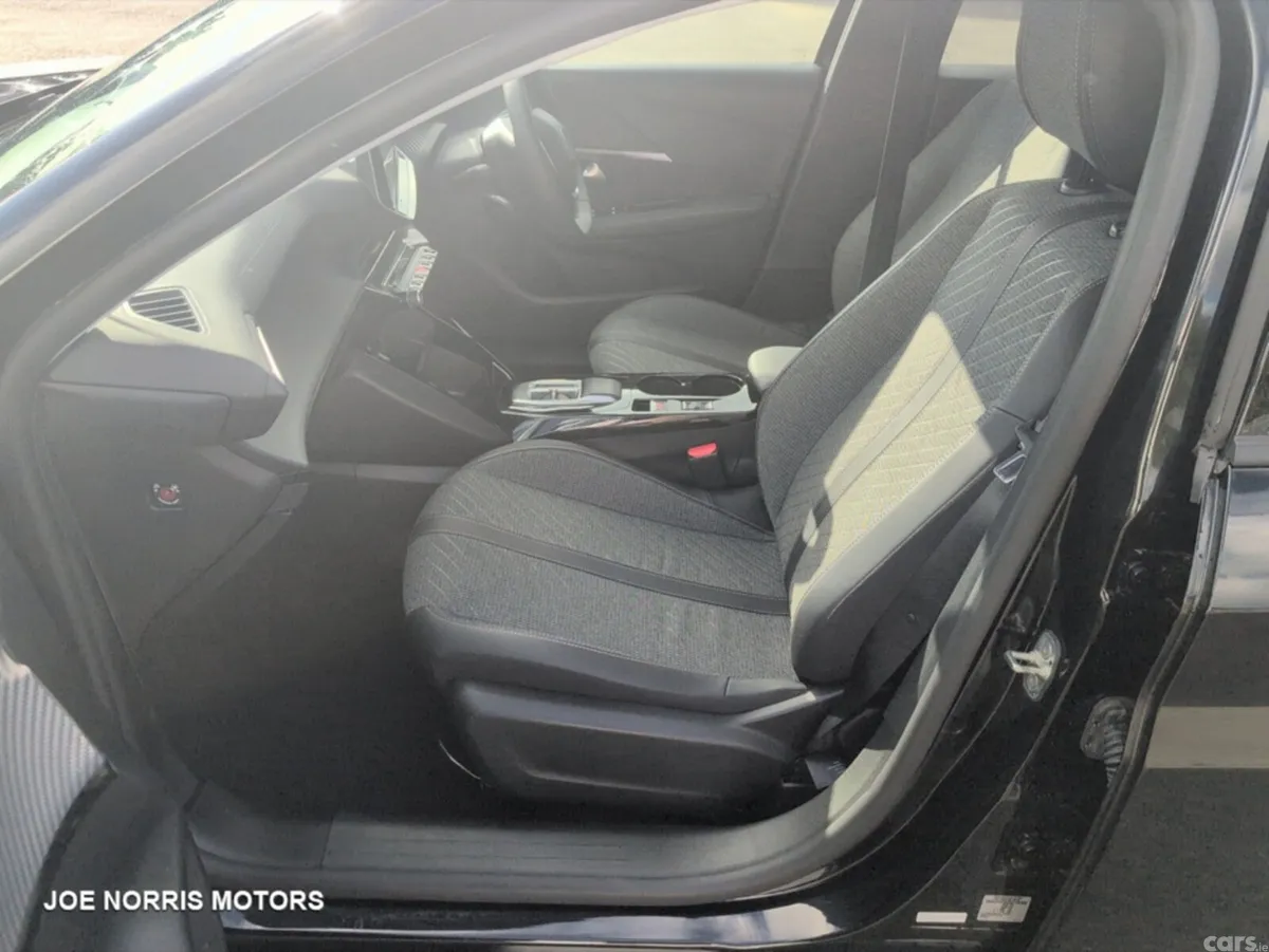 Peugeot 208 Hatchback, Petrol Hybrid, 2026, Black