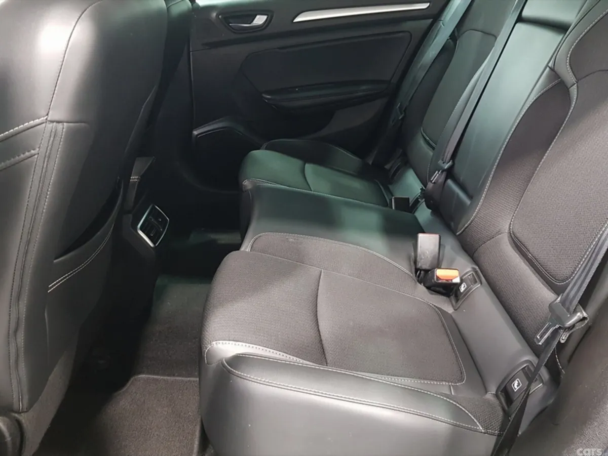 Renault Megane Saloon, Diesel, 2021, Blue