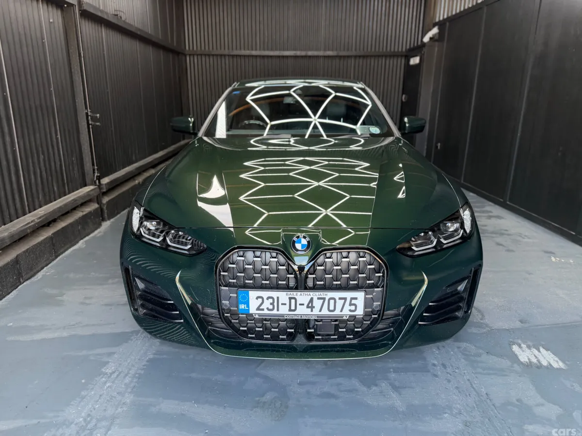 BMW 4-Series Coupe, Petrol, 2023, Green