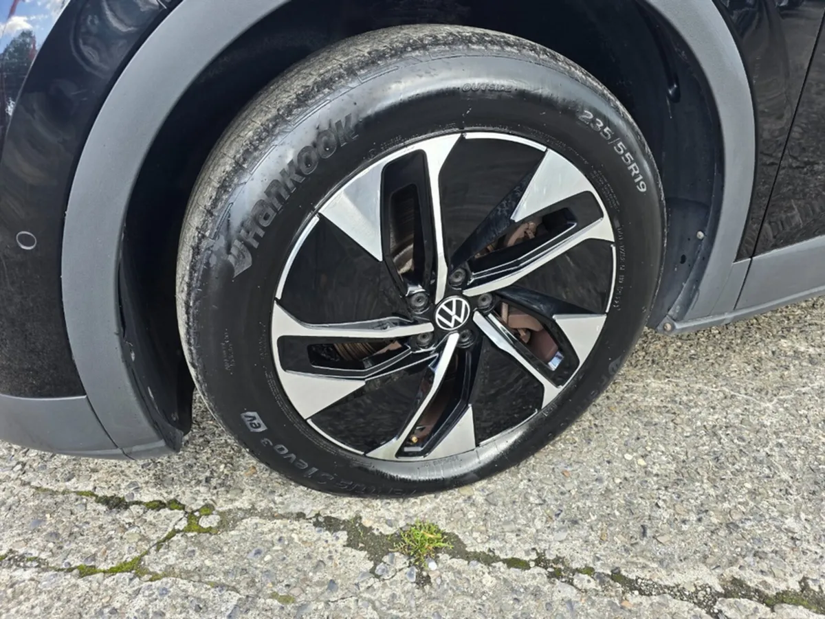 Volkswagen ID.4 Estate, Electric, 2023, Black