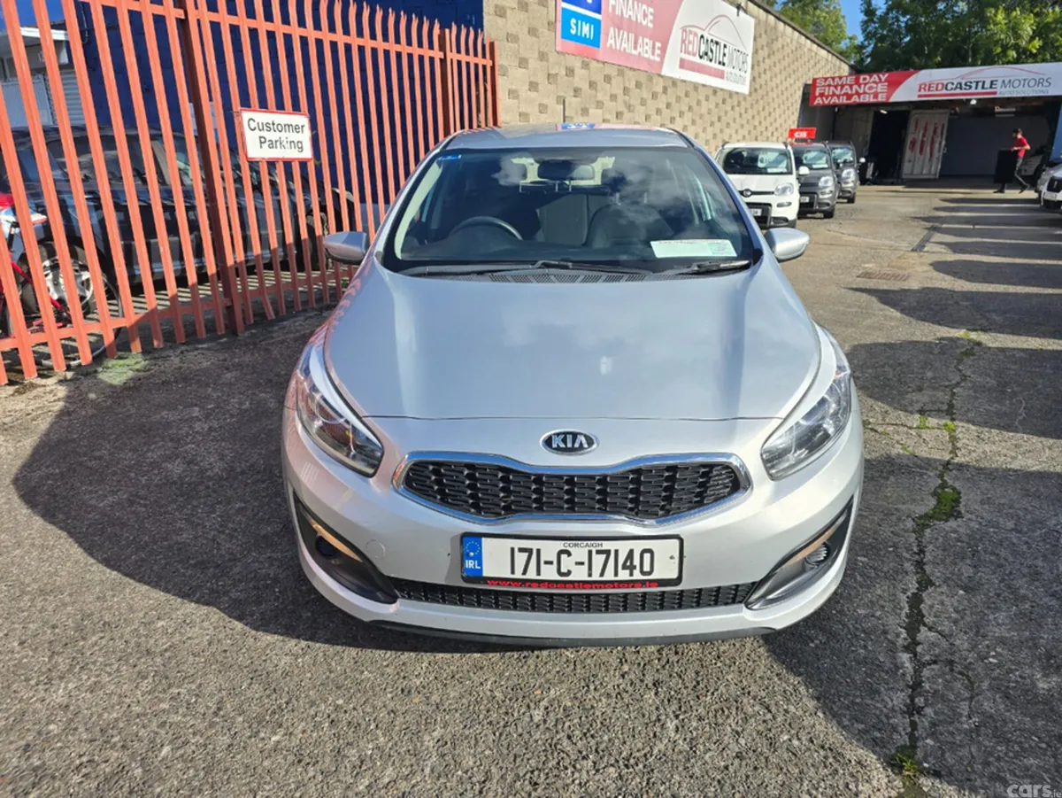 Kia Ceed Hatchback, Diesel, 2017, Silver