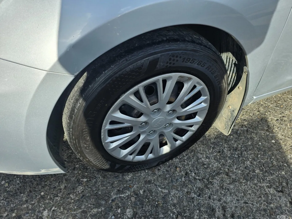 Kia Ceed Hatchback, Diesel, 2017, Silver