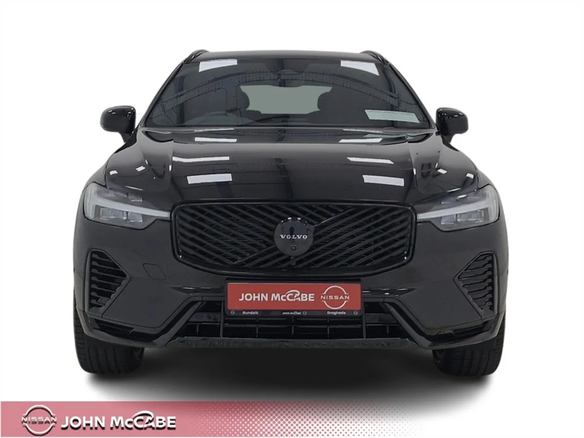 Volvo XC60 SUV, Petrol Plug-in Hybrid, 2026, Black