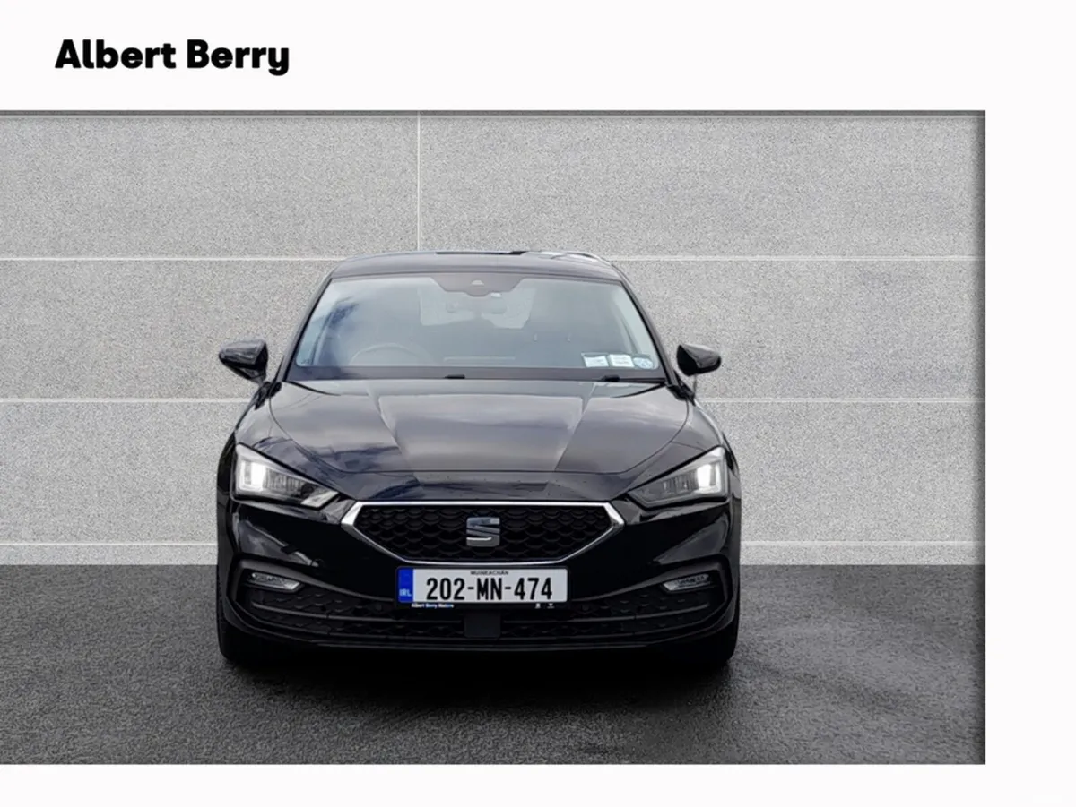 SEAT Leon Hatchback, Petrol, 2020, Black