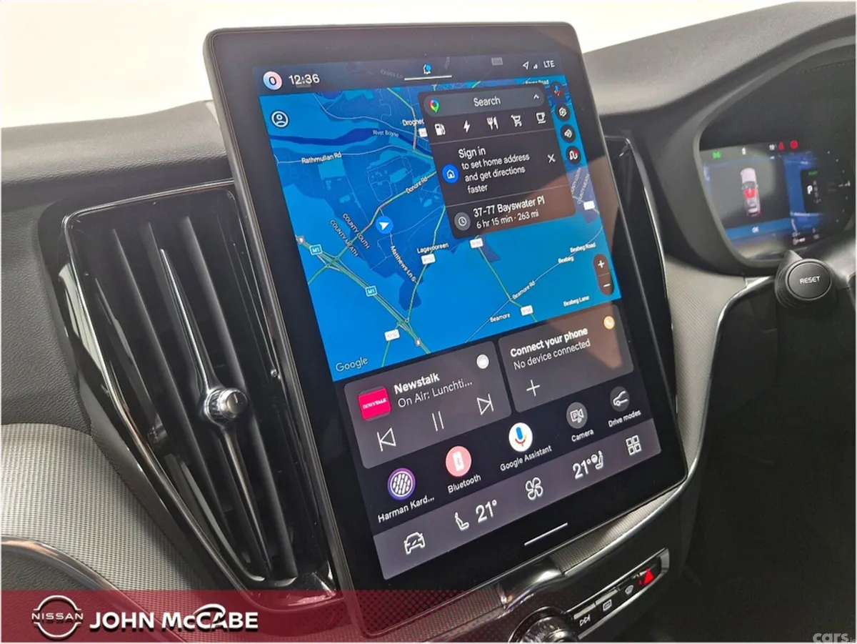 Volvo XC60 SUV, Petrol Plug-in Hybrid, 2026, Black