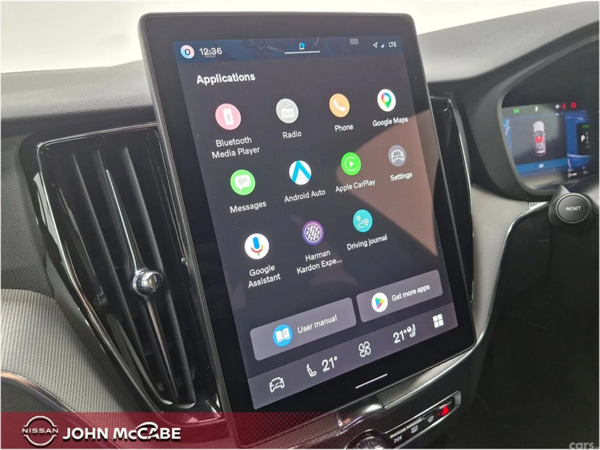 Volvo XC60 SUV, Petrol Plug-in Hybrid, 2026, Black