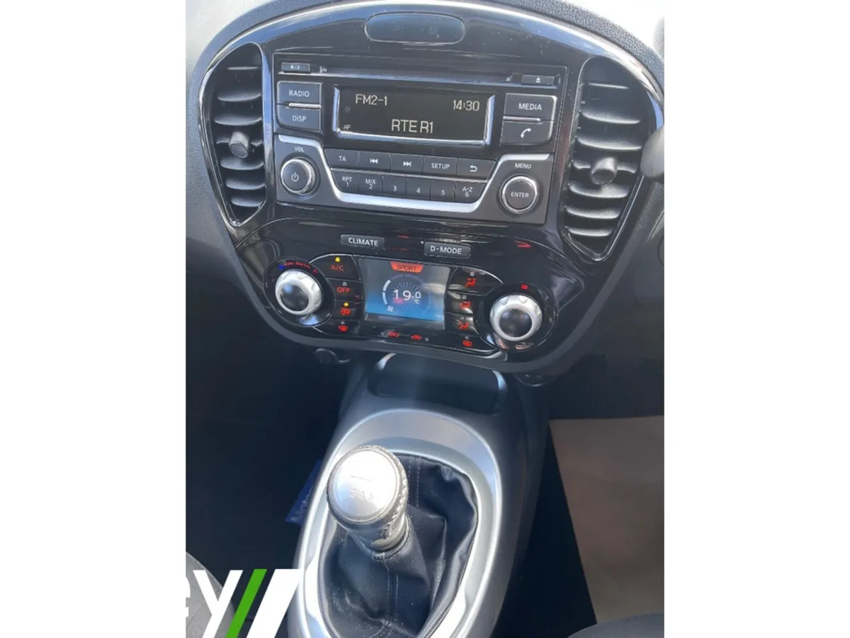 Nissan Juke Hatchback, Diesel, 2017, White