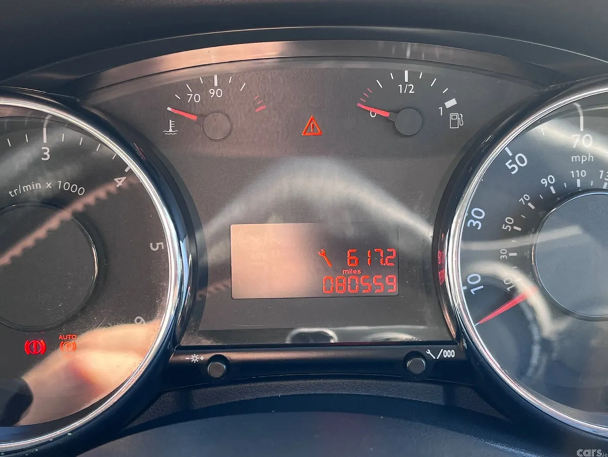 Peugeot 3008 Hatchback, Diesel, 2015, Grey