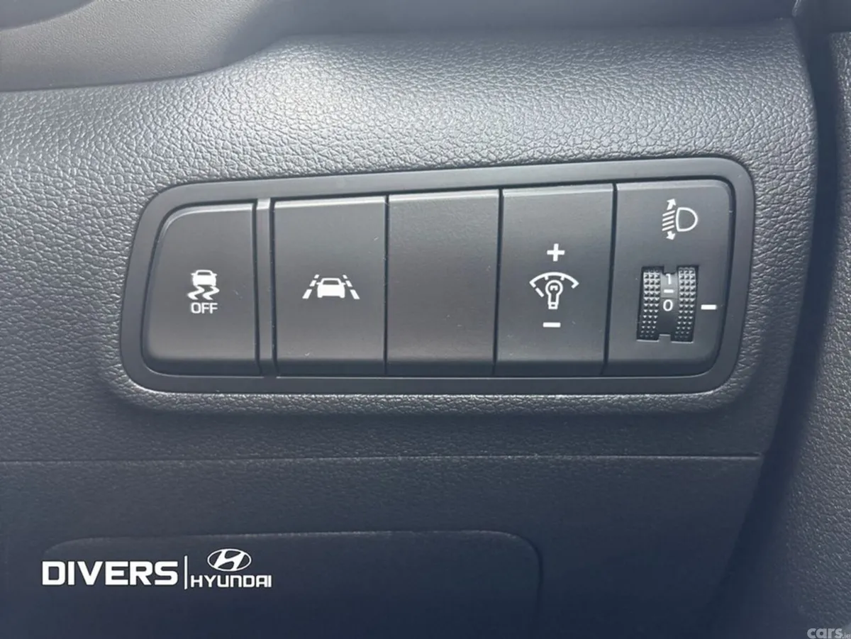 Hyundai Tucson MPV, Diesel, 2019, Grey