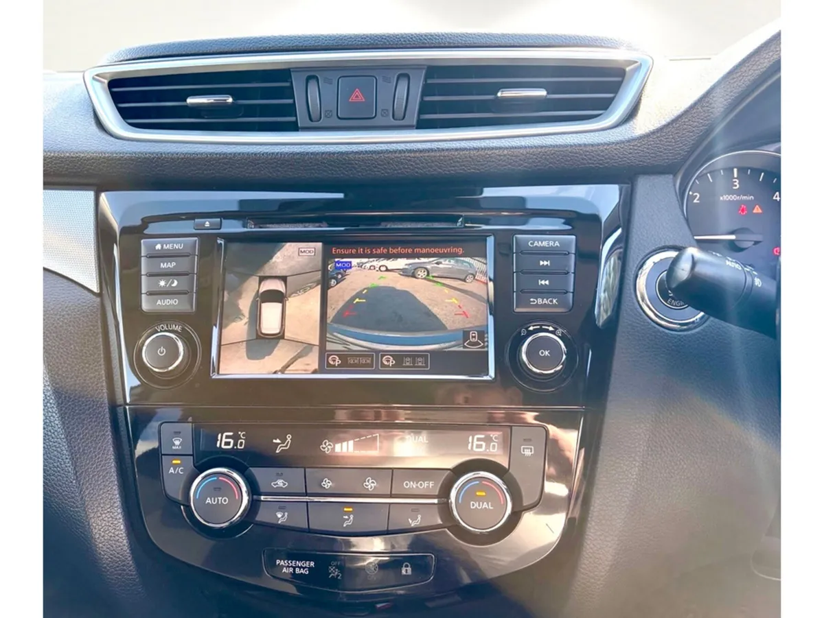 Nissan Qashqai SUV, Diesel, 2019, Grey