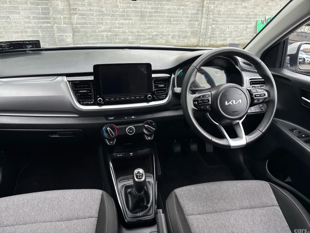 Kia Stonic SUV, Petrol, 2026, Grey