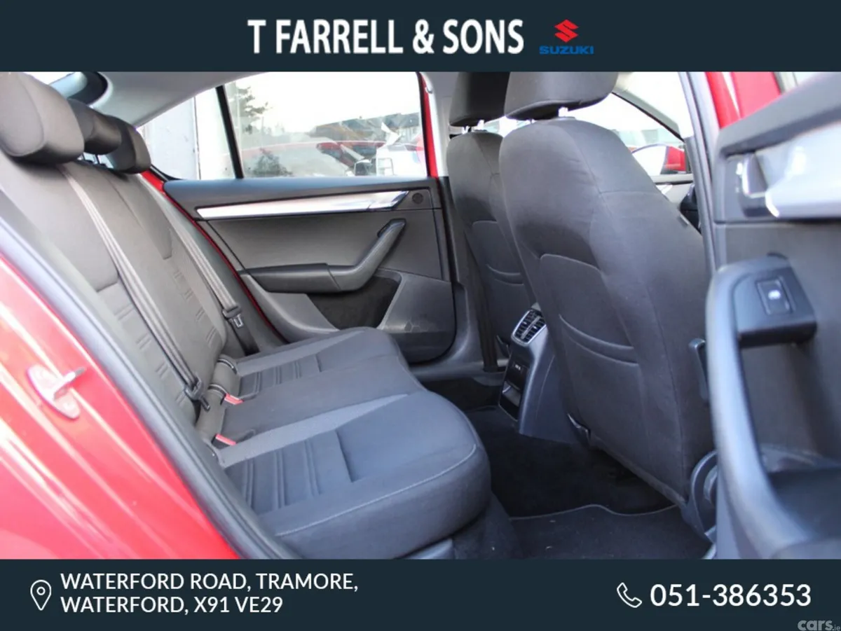 Skoda Octavia Hatchback, Diesel, 2019, Red