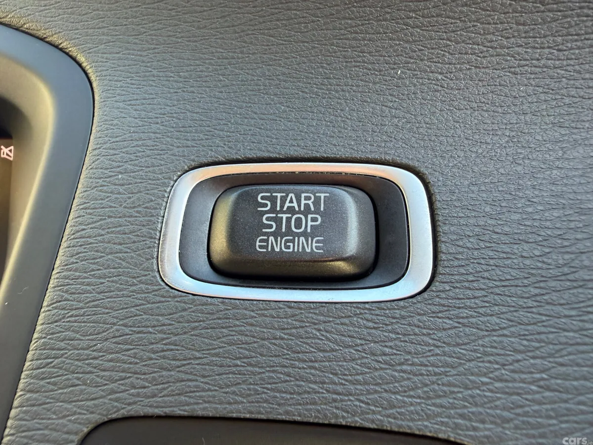 Volvo V60 Estate, Diesel, 2018, Silver