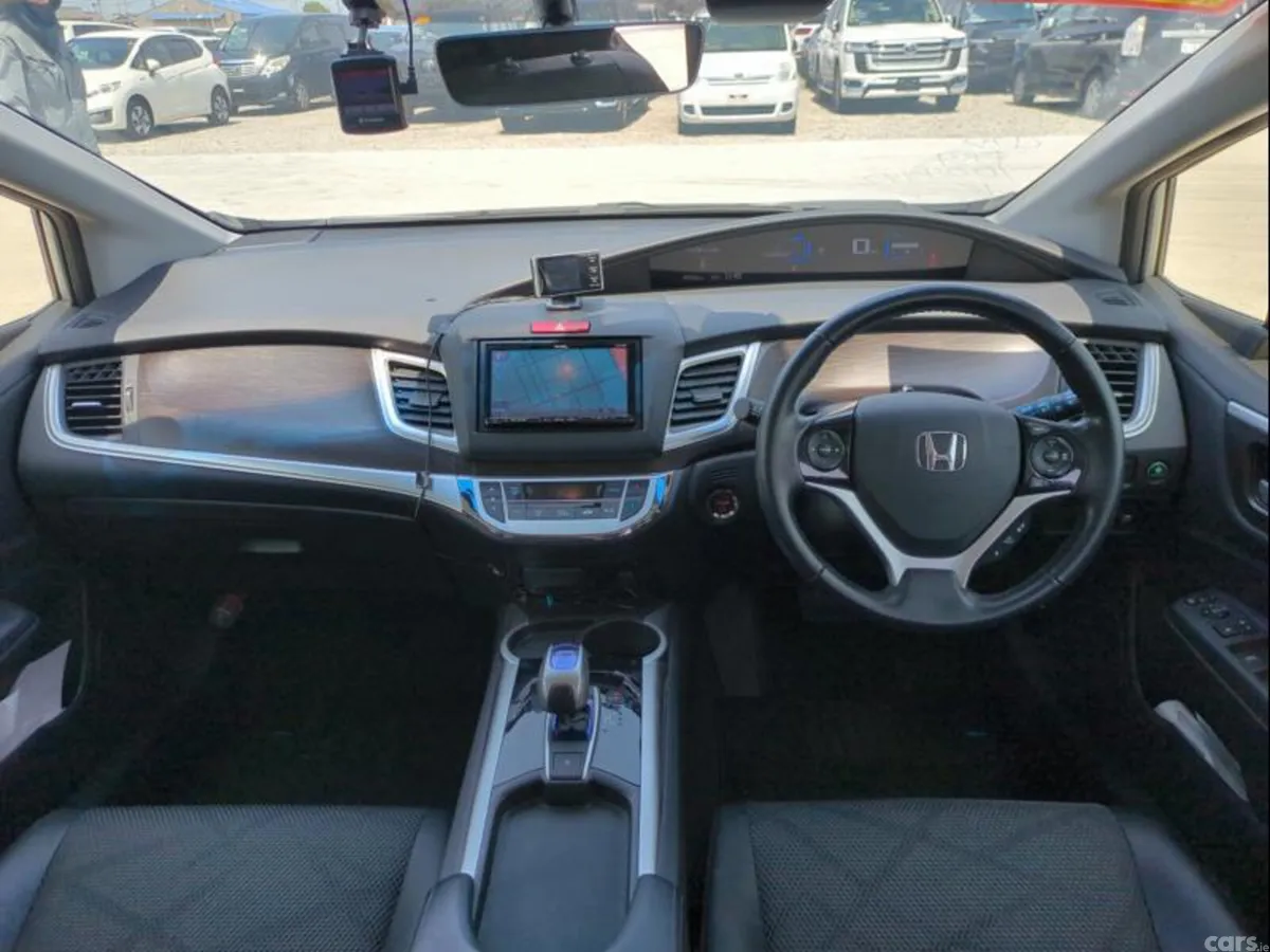 Honda Jade Hatchback, Petrol Hybrid, 2015, Silver
