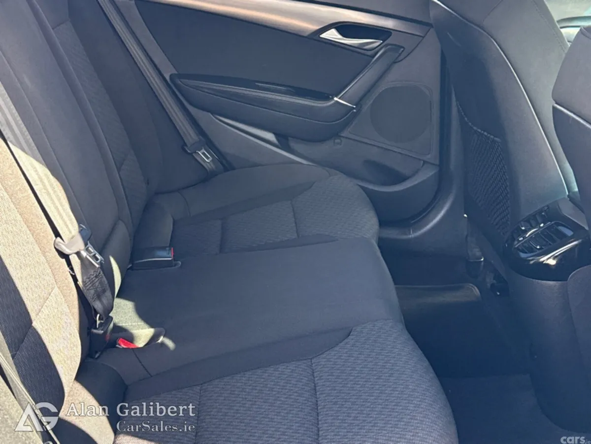 Hyundai i40 Saloon, Diesel, 2018, Silver