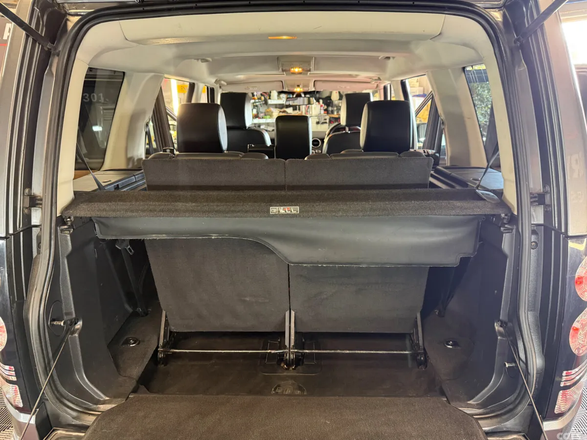 Land Rover Discovery SUV, Diesel, 2014, Grey