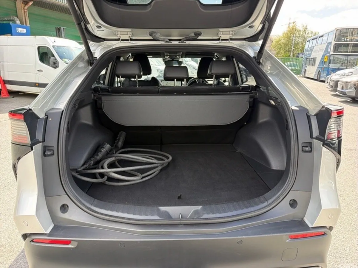 Toyota bZ4X Estate, Electric, 2025, Silver
