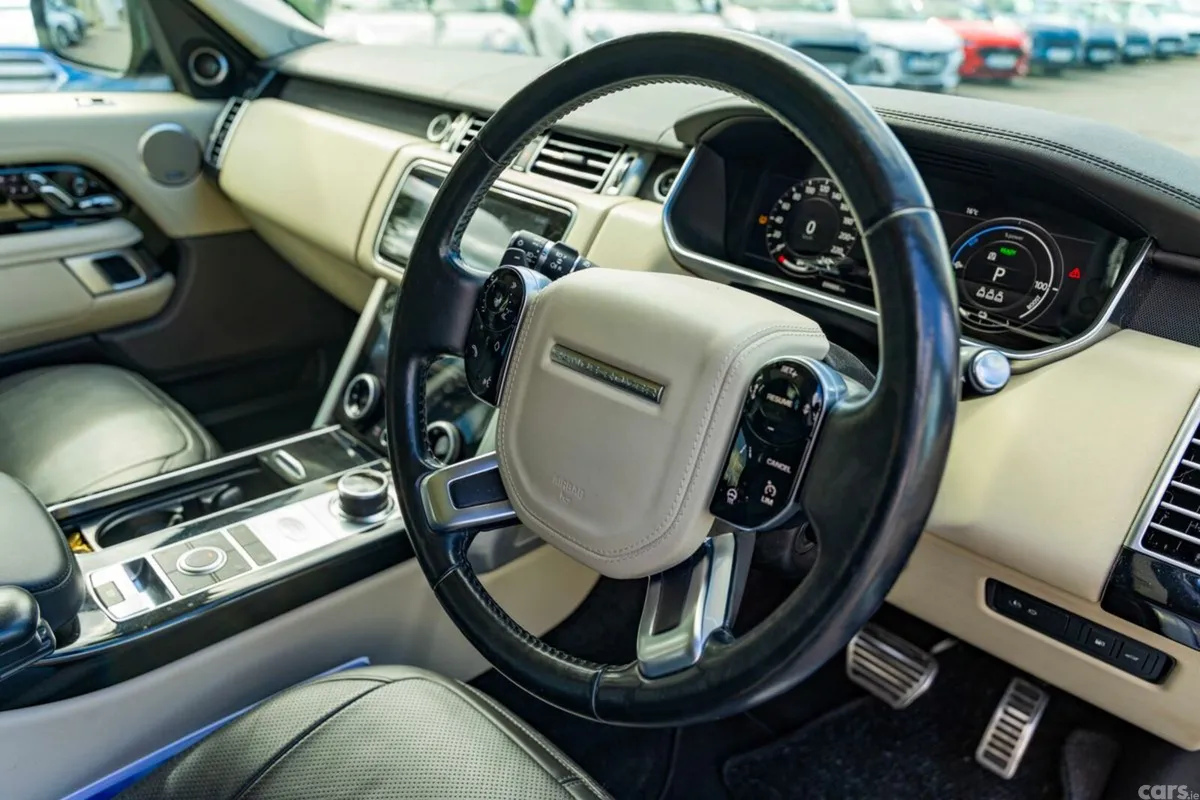 Land Rover Range Rover SUV, Petrol Plug-in Hybrid, 2021, Grey