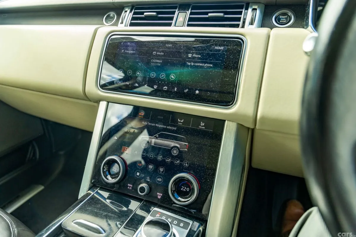 Land Rover Range Rover SUV, Petrol Plug-in Hybrid, 2021, Grey