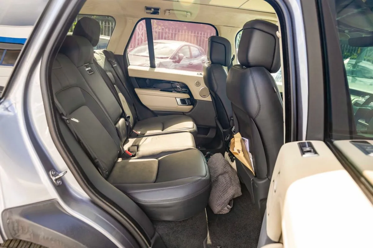 Land Rover Range Rover SUV, Petrol Plug-in Hybrid, 2021, Grey