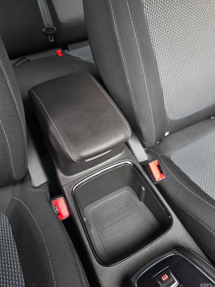 Opel Grandland X SUV, Diesel, 2019, Grey
