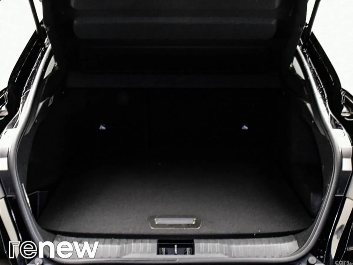 Renault Arkana Hatchback, Petrol, 2023, Black