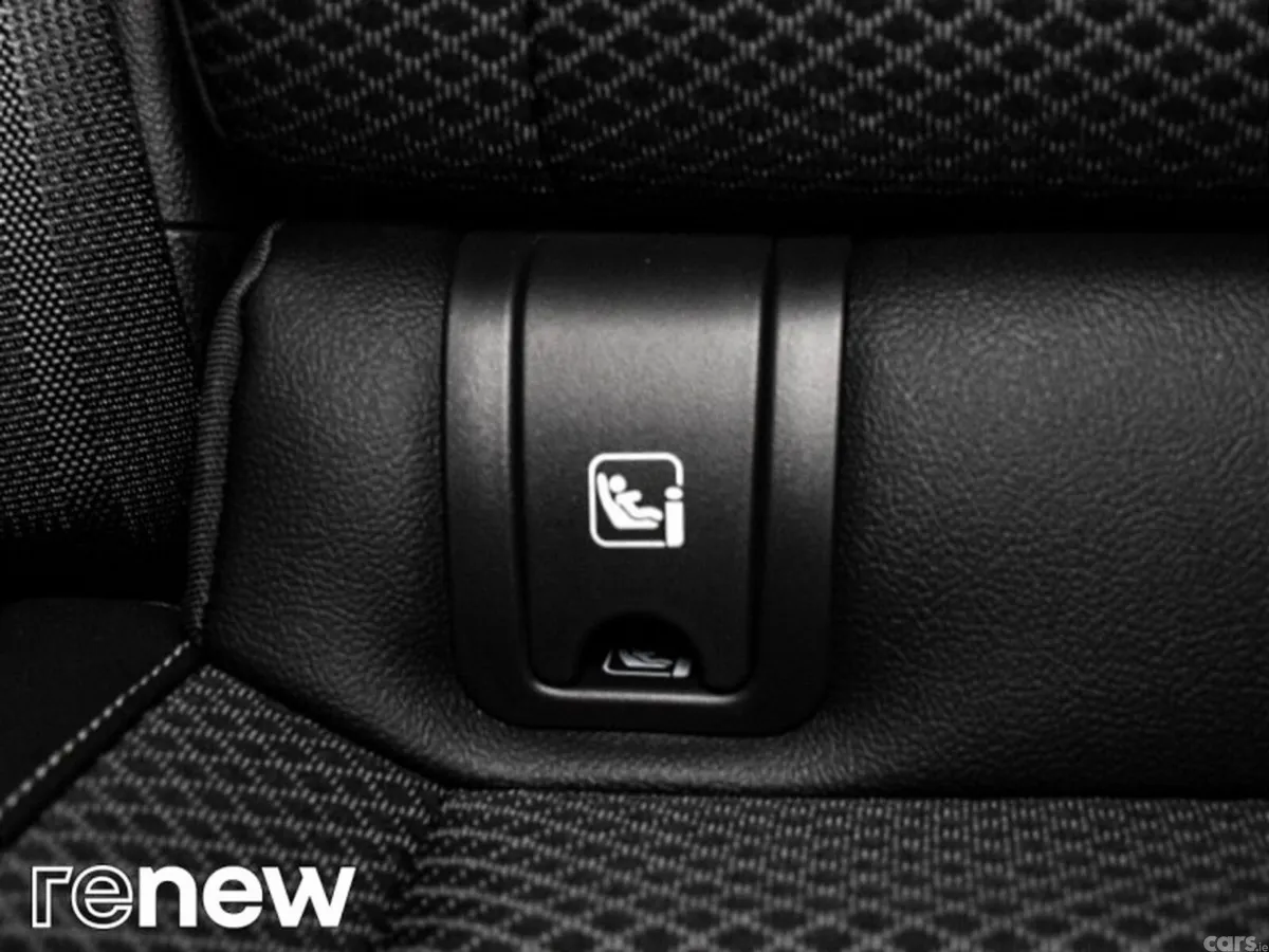 Renault Arkana Hatchback, Petrol, 2023, Black