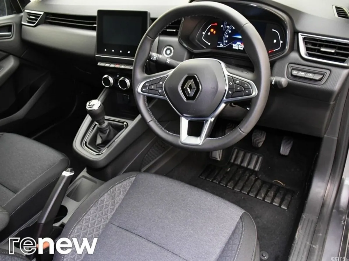 Renault Clio Hatchback, Petrol, 2023, Grey