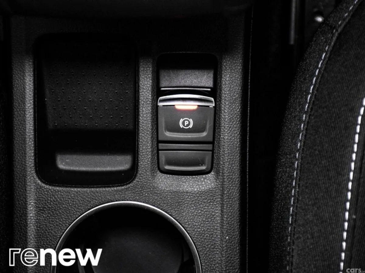 Renault Captur Hatchback, Diesel, 2021, Black