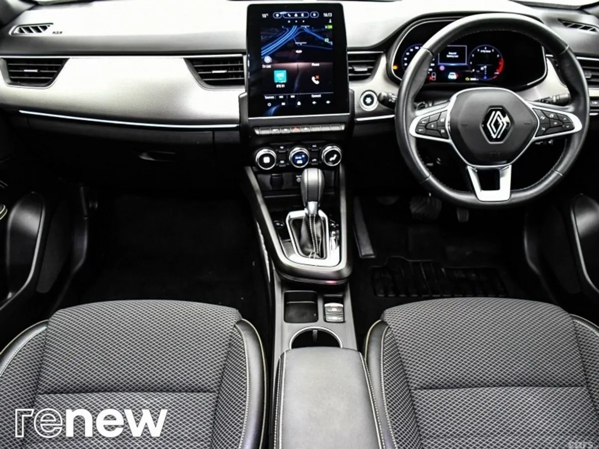 Renault Arkana Hatchback, Petrol Hybrid, 2024, White