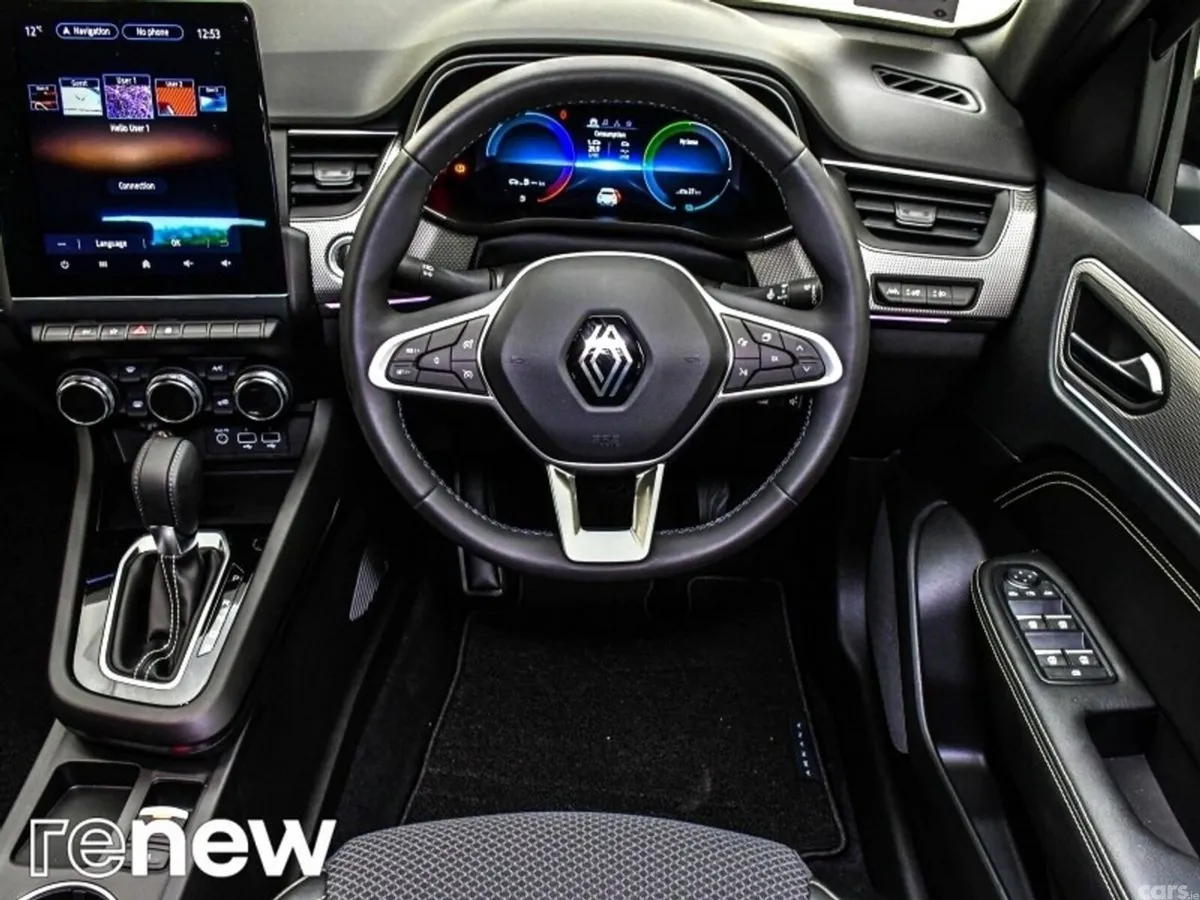 Renault Arkana Hatchback, Petrol Hybrid, 2024, White