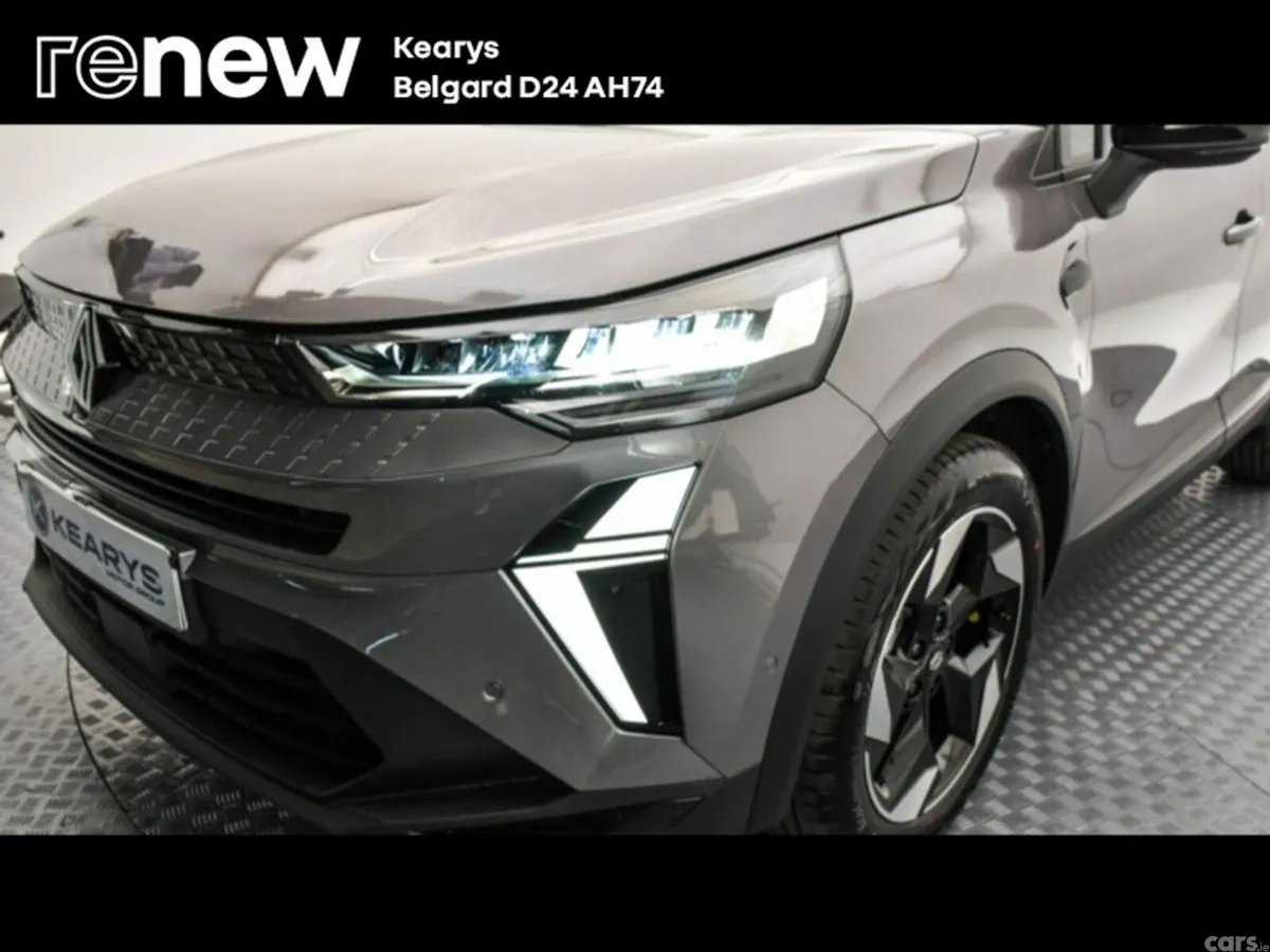 Renault Captur Hatchback, Petrol, 2024, Grey