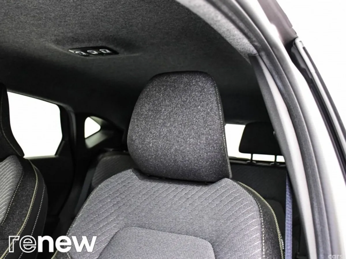 Renault Captur Hatchback, Petrol, 2024, Grey