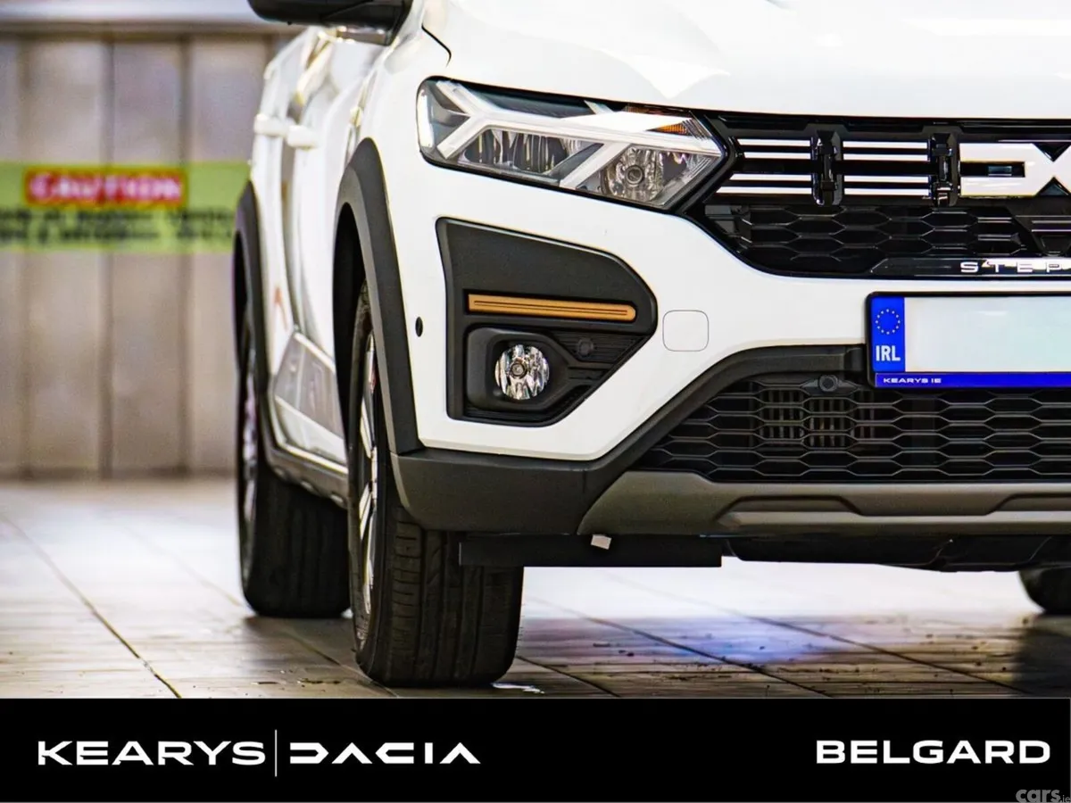 Dacia Sandero Stepway Hatchback, Petrol, 2026, White