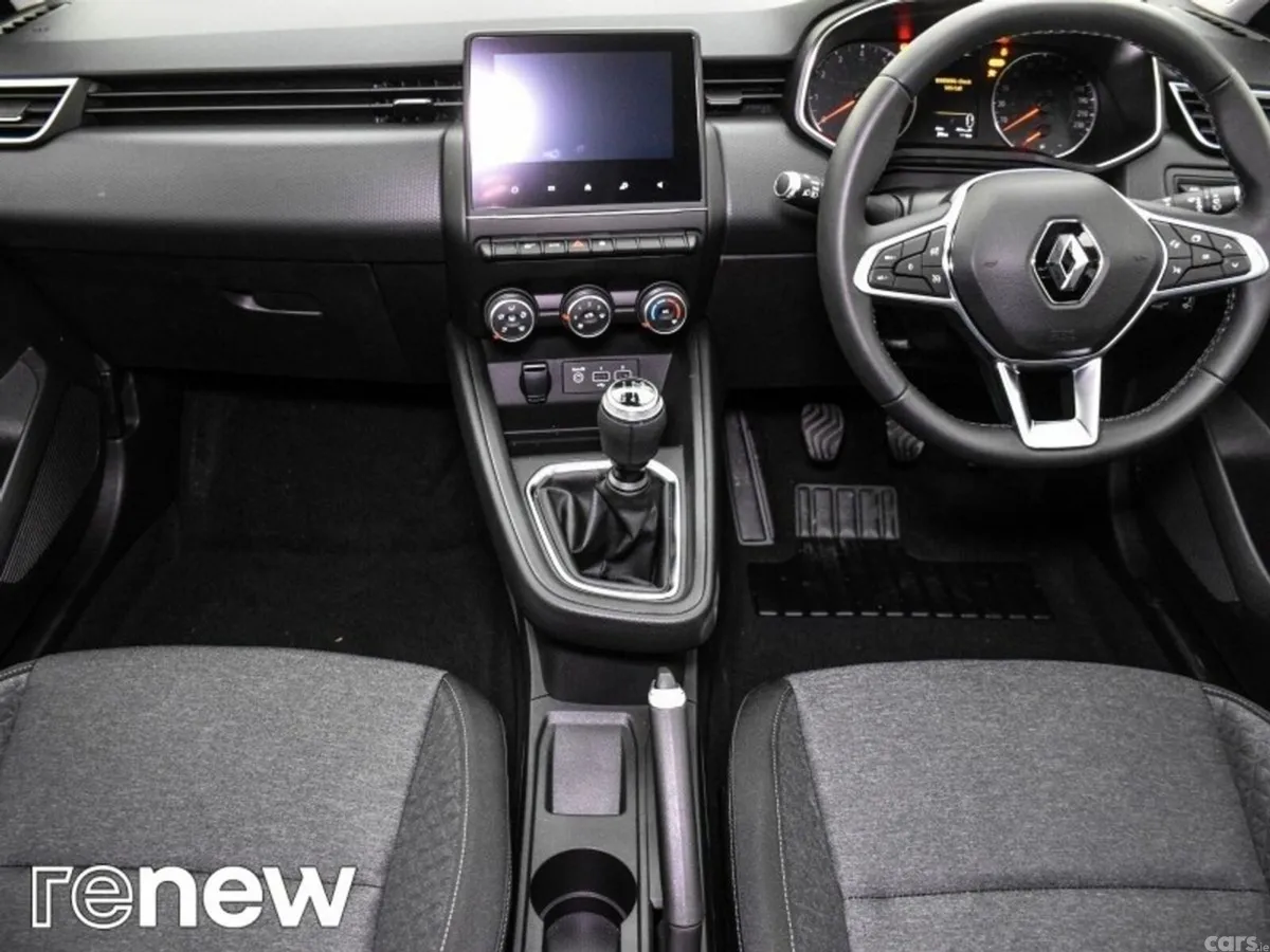 Renault Clio Hatchback, Petrol, 2022, Blue