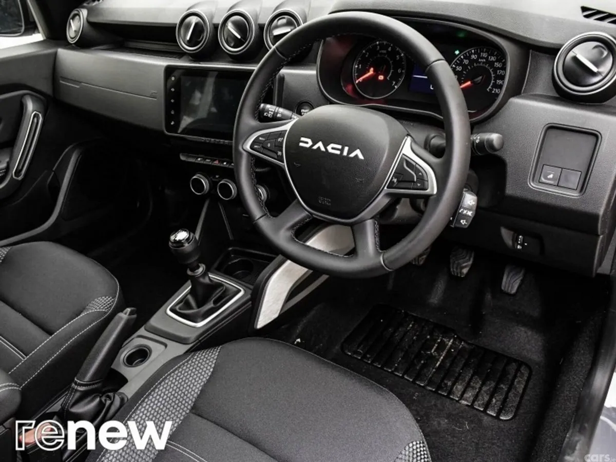Dacia Duster SUV, Diesel, 2023, Grey