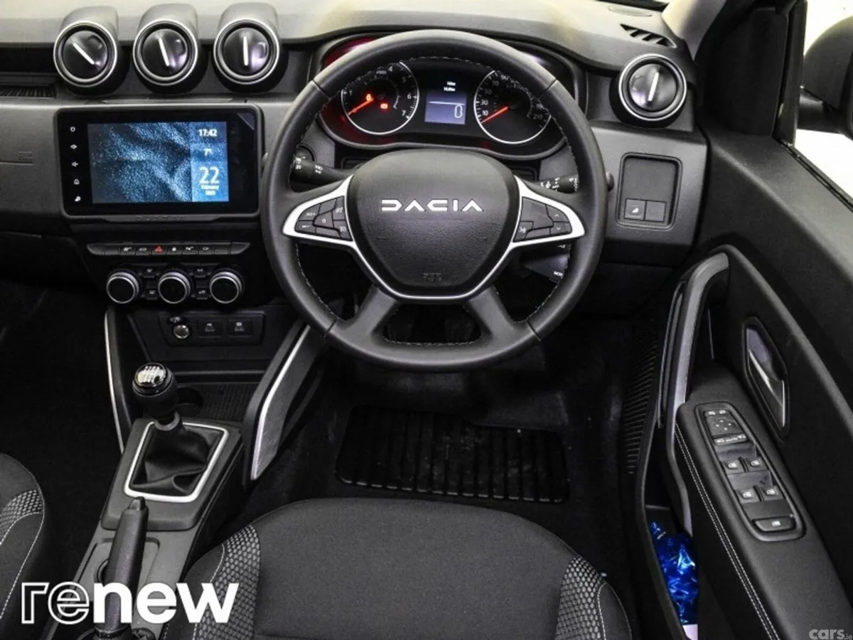 Dacia Duster SUV, Diesel, 2023, Grey