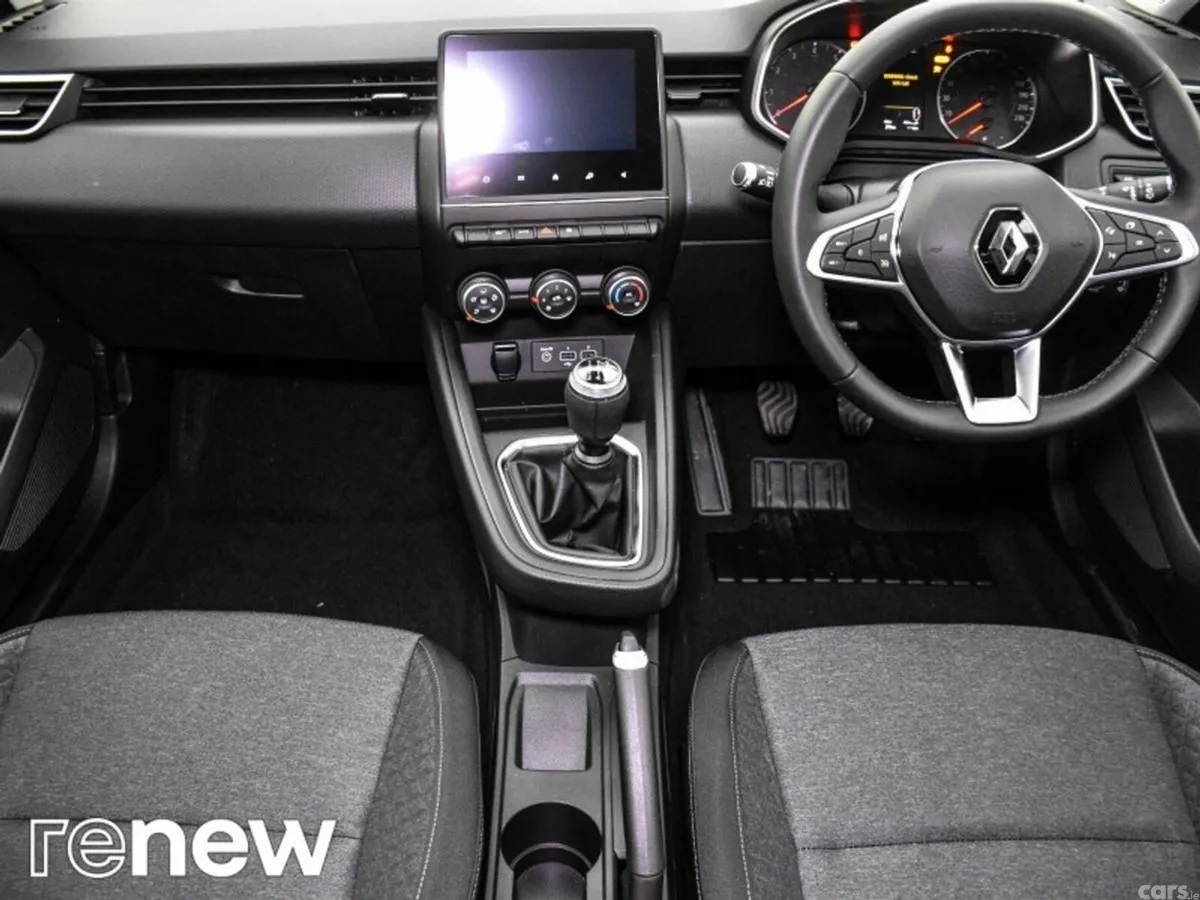 Renault Clio Hatchback, Petrol, 2022, Blue